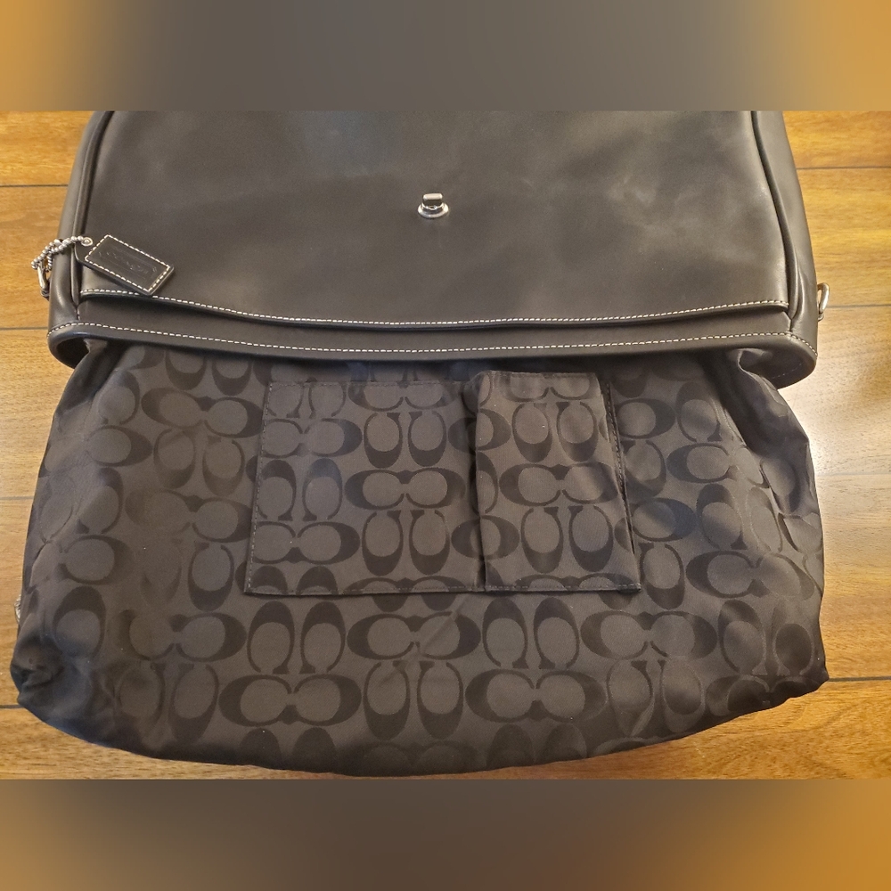 COACH BRIEFCASE IN FANTASTIC CONDITION! AUTHENTICATED! - Picture 12 of 15